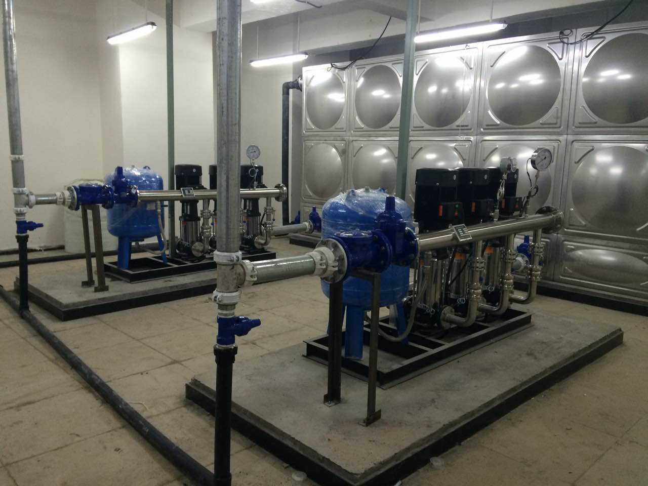 ȫ׃lˮģʽռ(j)(g)ˮИI(y)Ј