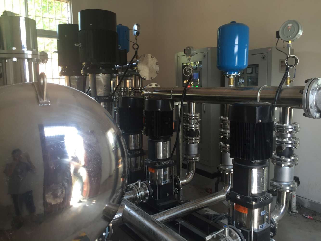 ���ι�ˮ�O(sh��)�����Ӌ����ˮ����